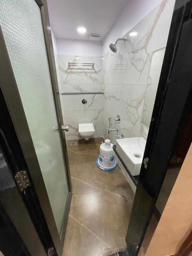 Hotel Vardhan Silvassa Ngoại thất bức ảnh